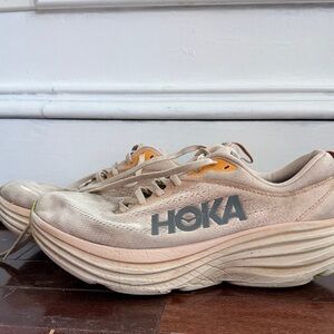 Hoka Bondi Women's Cream/Vanilla Athletic Shoes